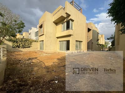 Ready To Move Standalone Villa For Sale In Golf Extension Compound Palm Hills The Crown 6th Of October Giza
