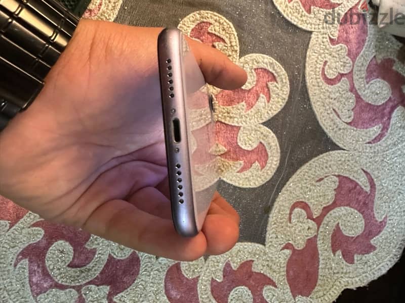 Apple - iPhone 11 1