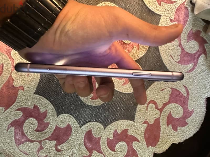 Apple - iPhone 11 3