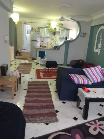 Furnished apartment for secondary rental for family, bridegroom, student, or company with 3 bedrooms, two-piece reception, kitchen, 2 bathrooms, fifth floor, upper floor, with all amenities including water, electricity, and elevator, in Alexandria, Al-Ajami, kilo 21, at Palm Beach with a very special location.