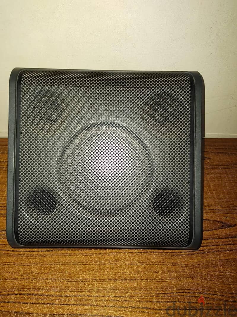 xboom stage 301 2