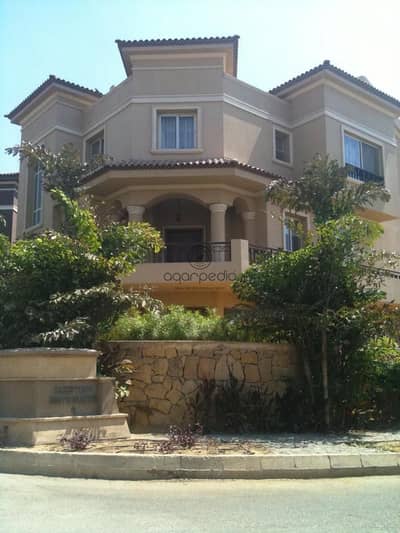 فيلا مستقلة للإيجار في Lake View – القاهرة الجديدة