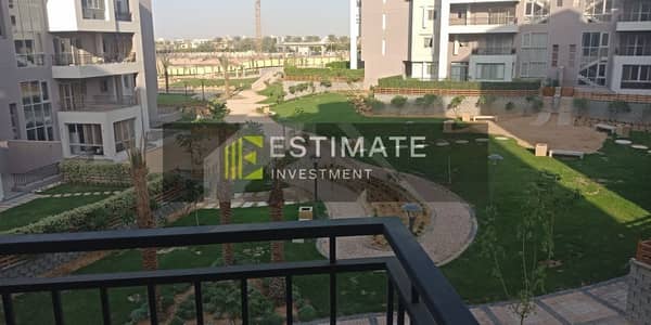 205 sqm apartment in CFC Open view, greenery view Includes kitchen and appliances For rent