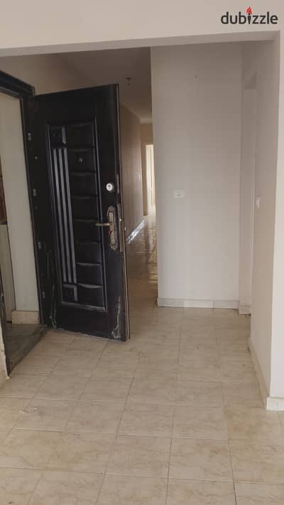 Great rental opportunity in Al Rehab: 160 sqm apartment for rent in Phase 5, featuring an open view and a prime location. Great rental opportunity in Al Rehab: 160 sqm apartment for rent in Phase 5, featuring an open view and a prime location.