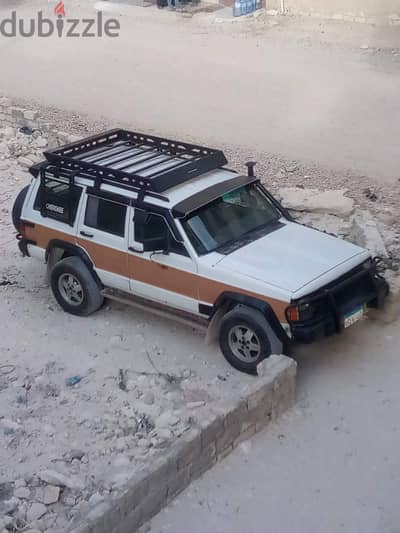 جيب شيروكى 1995