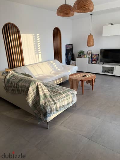 Furnished apartment in Palm Parks October.
