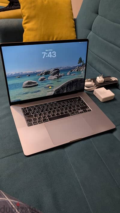 2019 MacBook Pro 16” i7 32GB 1TB SSD