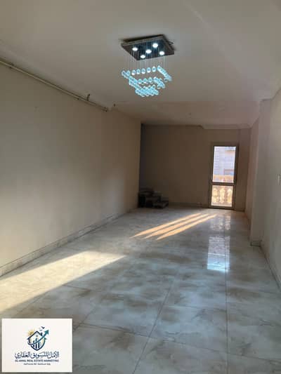 Apartment for rent, empty, Zahra Al-Maadi, Lower Al-Miraj, very close to the Fifty Street and five minutes to Carrefour, and close to all services, a distinguished and upscale location.