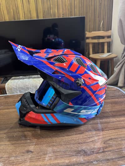 LS2 Subverter EVO Helmet – Size L – حالة ممتازة 