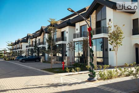 Corner Townhouse | 265 SQM + 135 SQM Private Garden | 4M Frontage