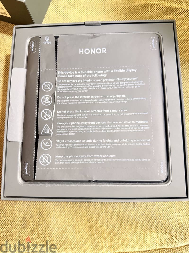 Honor Magic V5 1