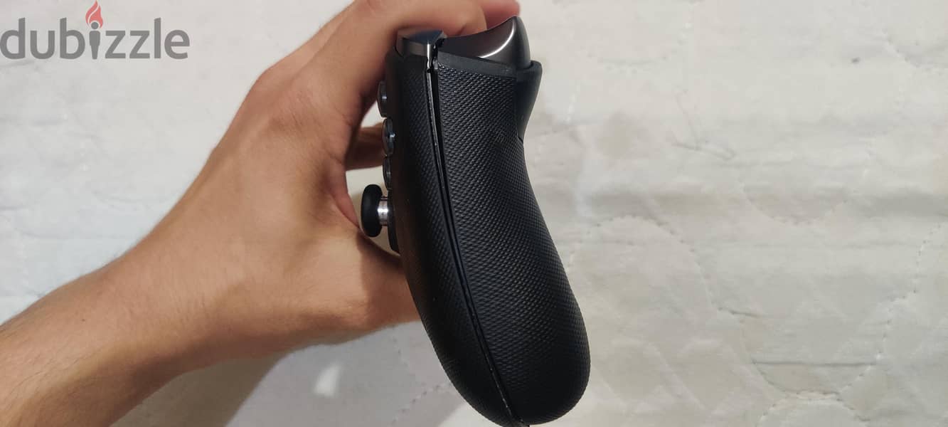 Xbox Elite Series 2 Controller Only 1