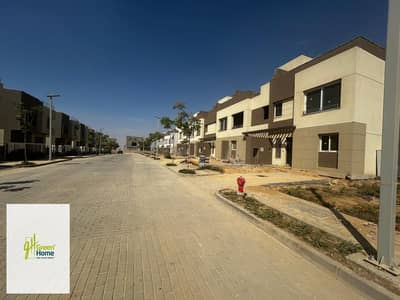 Town house  Middle Prime location Open View  For Sale in Palm Hills New Cairo
