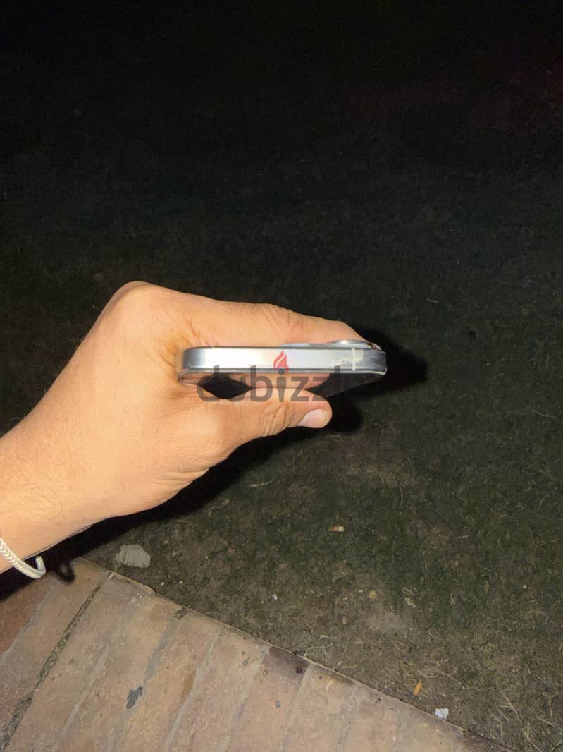 Apple - iPhone 15 Pro Max 7