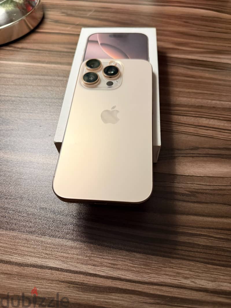 Apple - iPhone 16 pro 2