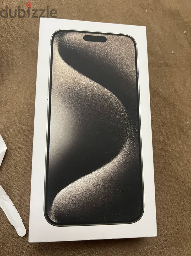 Apple - iPhone 15 Pro Max 7