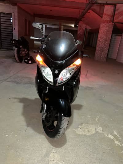 Scooter Suzuki skywave type S 250cc