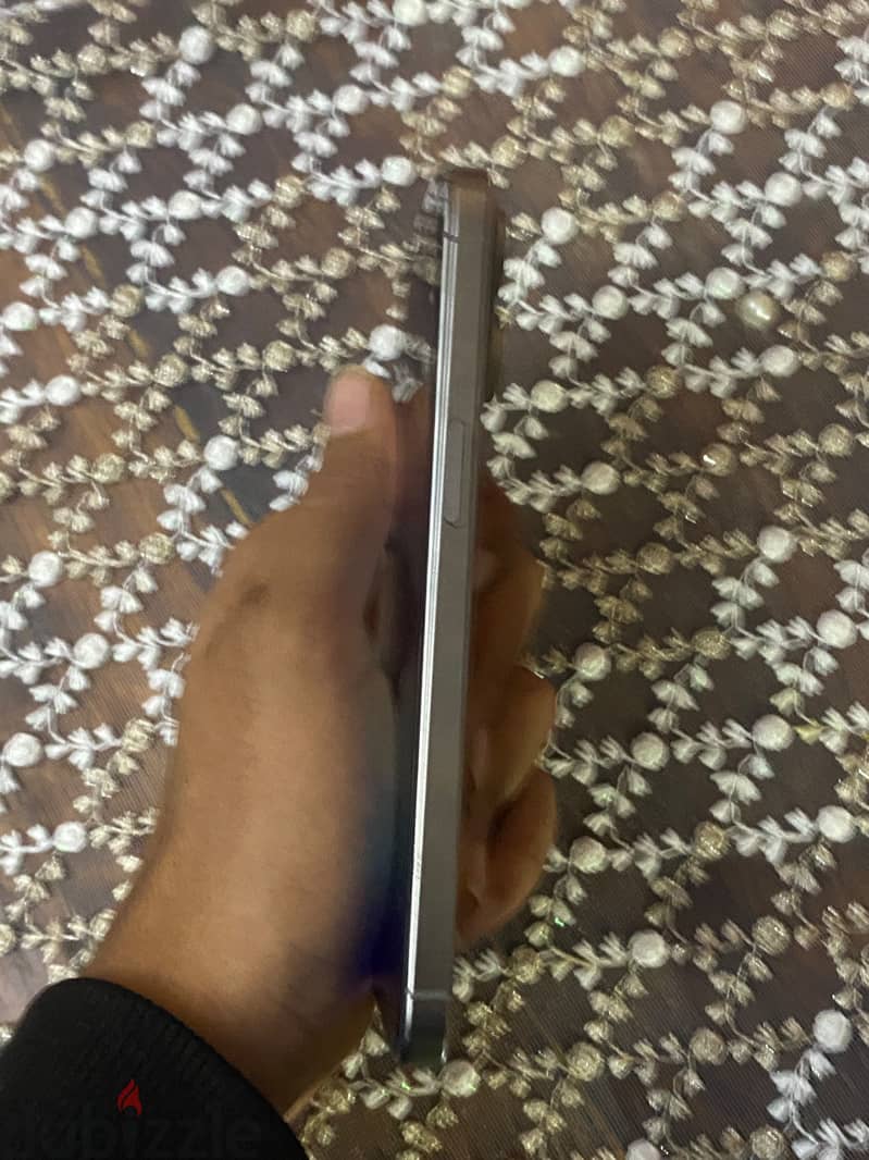 Apple - iPhone 15 Pro Max 4