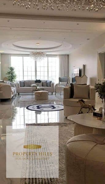 اخر فيلا للبيع في الكمبوند 331م² بالتقسيط علي 9سنين امام مدينتي مباشرة
