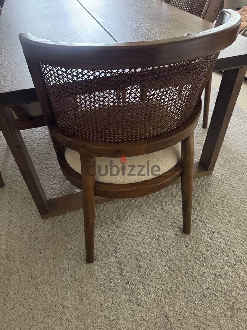 8 chairs no table 2