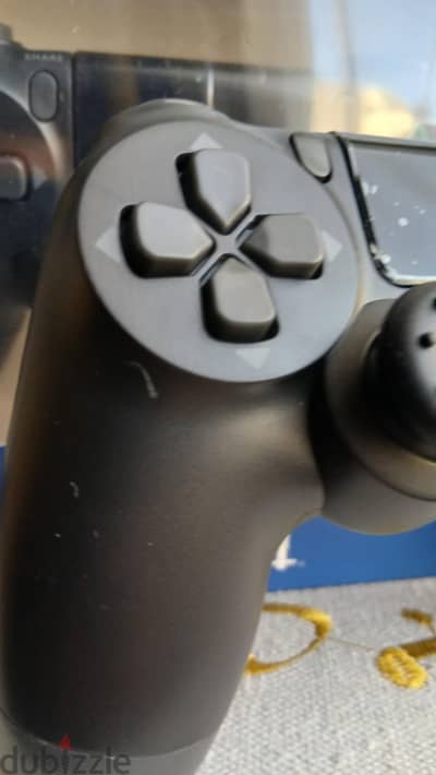 دراع ps4 pro اجدع من صاحبك بيكسبك بس مش بيخسرك وباقل سعر واسرع توصيل