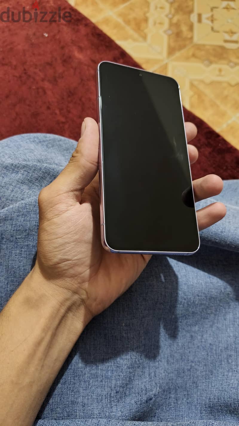 Samsung S22 4