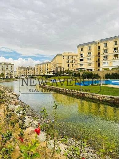 آي فيلا بحديقة نموذج A للبيع في ماونتن فيو هايد بارك Mountain view Hyde park موقع متميز جدا لاندسكيب فيو لمطبخ وغرف الملابس والتكيفات استلام فورى