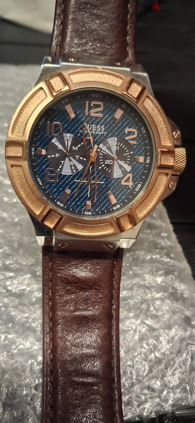ساعه  GUESS 5