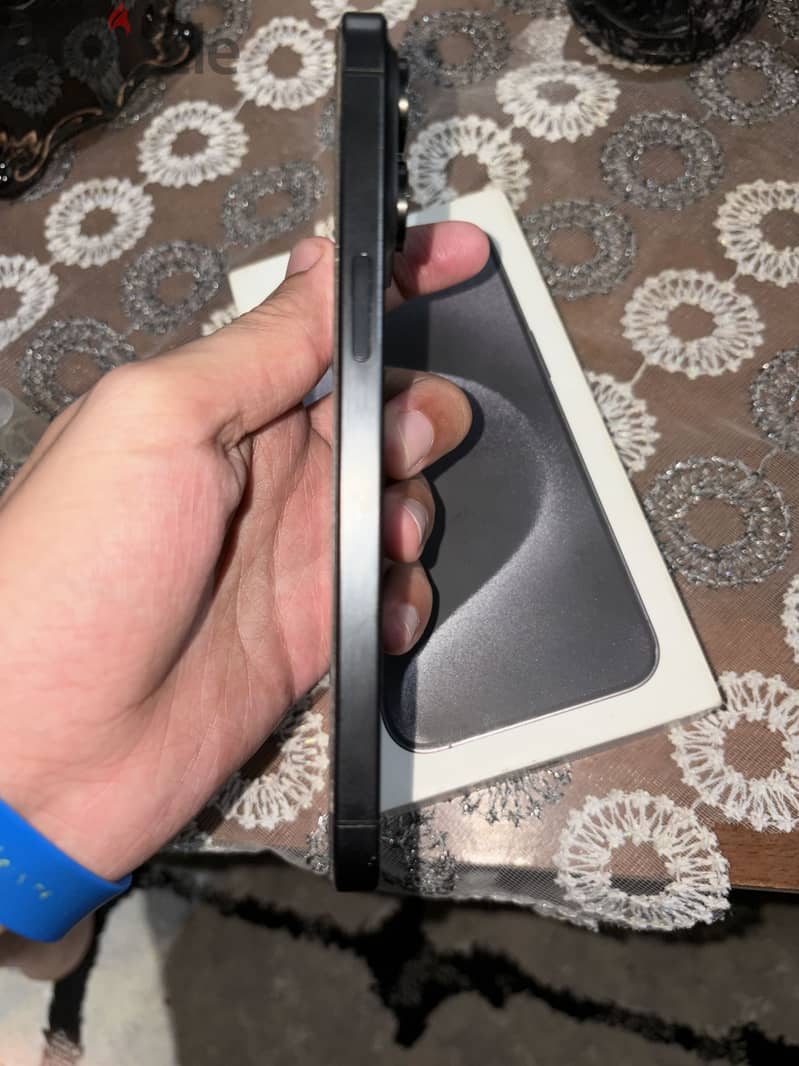 Apple - iPhone 15 Pro Max 1