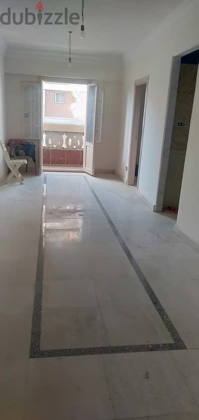 شقة للايجار بشارع عرفان محرم بك