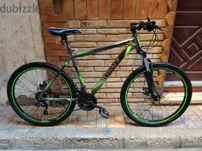TRINX M126 بحالة ممتازة