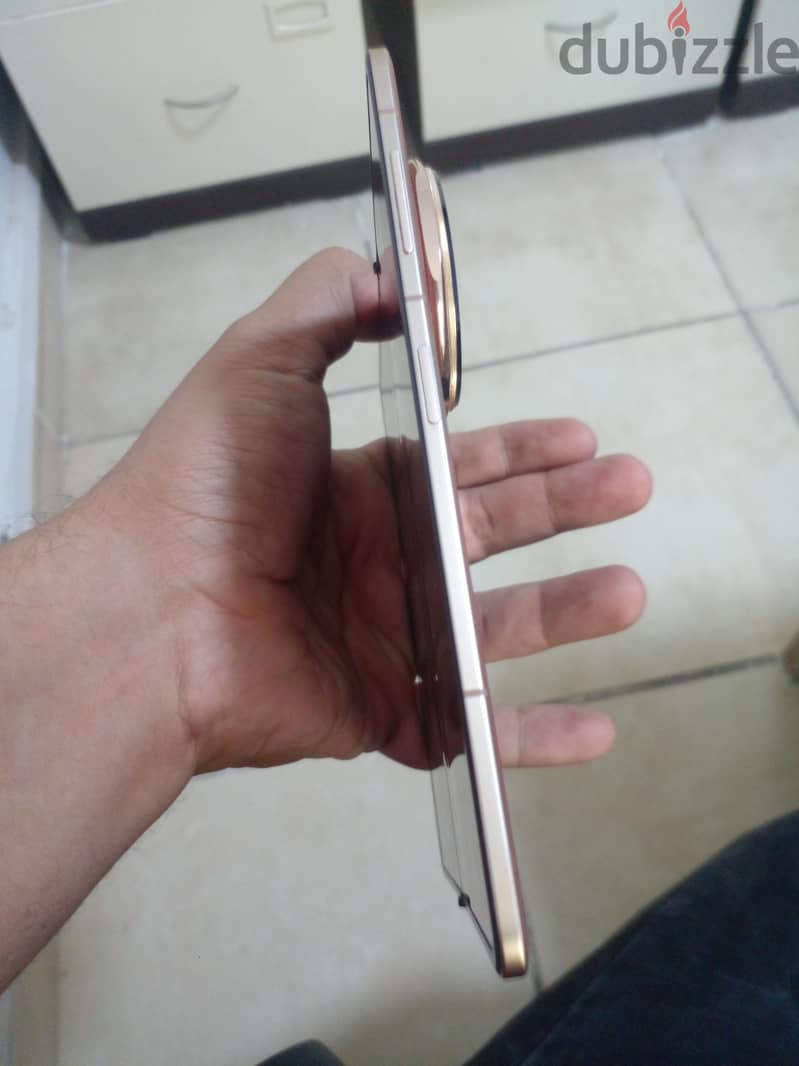 Honor Magic V5 1