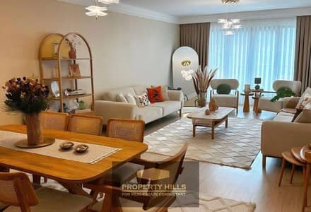 Penthouse فورى delivery in the best location in October next to New Giza