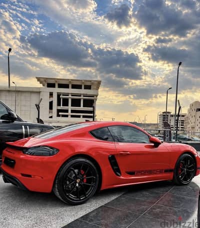 Porsche Cayman Style 2024