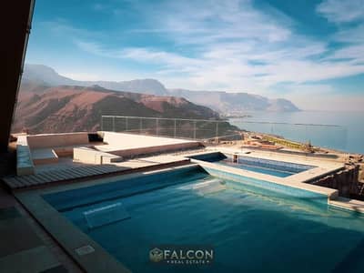 فيلا للبيع استلام فوري full sea view تشطيب vip المونت جلاله بجوار تلال العين السخنه و lavista & بورتو السخنه