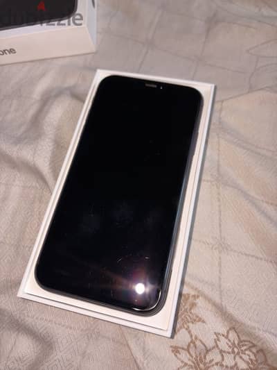 Apple - iPhone 11