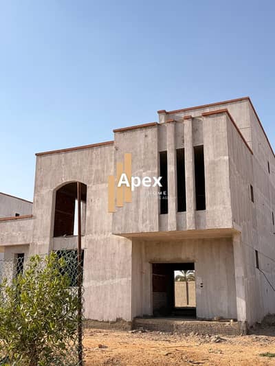 Special offer!!! Villa for sale in Orabi Compound, near Line 6 and Carrefour Obour, minutes from the main ObourA chance that won't come twice. !! Axis.