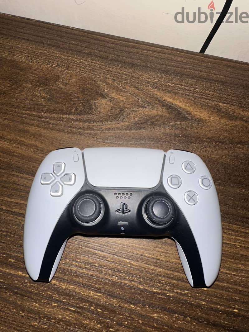PlayStation 5 controller 1