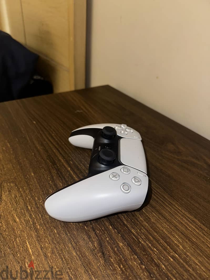 PlayStation 5 controller 2