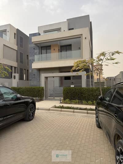 Ready to Move townhouse with Flexible Payment Plans , fully finished Modern & Classic Designs Experience unparalleled luxury living& premium amenities