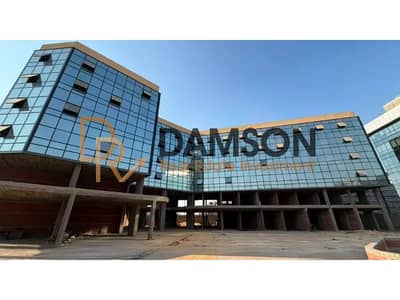 1,543 sqm hypermarket for sale with 1-year delivery in 1st Settlement, New Cairo, near North 90th Street and major roads and axes.