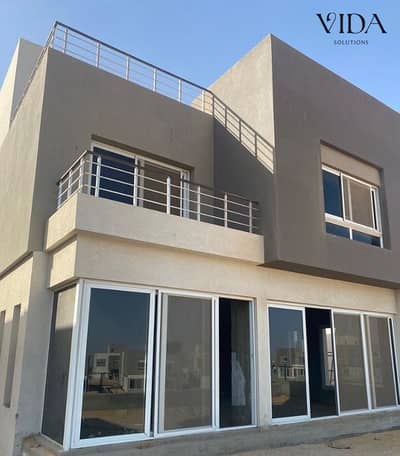 Standalone Villa for sale in Etapa Compound - Sheikh Zayed, 350 sqm, 4 bedrooms, overlooking the largest landscape.