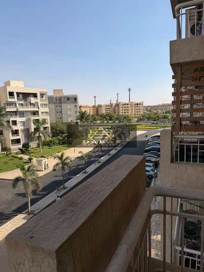 شقة للبيع 116م في مدينتي B10 بموقع مميز وإطلالة رائعة