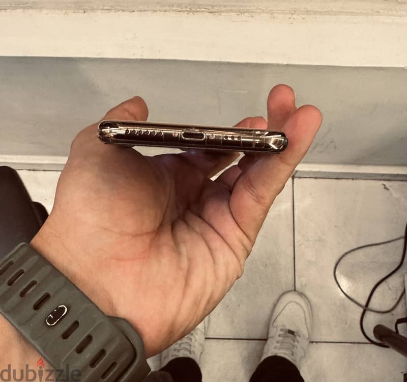Apple - iPhone XS 3