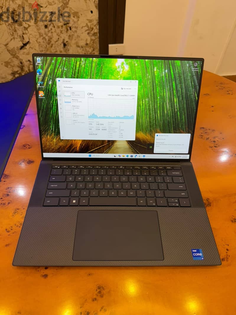 Dell Precision 5570 2
