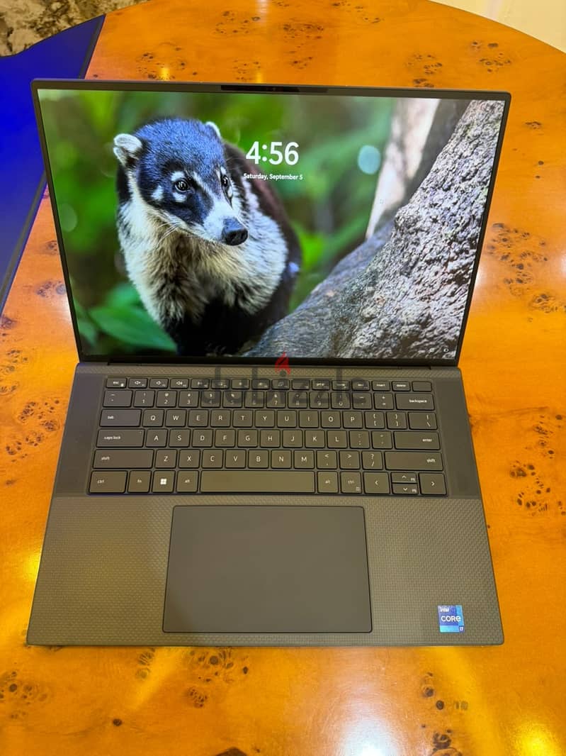 Dell Precision 5570 4