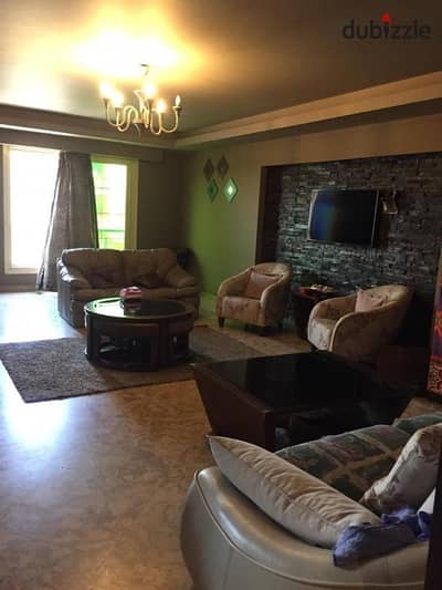 Apartment with a frontage, sixth floor, licensed, with a share of the land, ultra-super-lux finishing, immediate occupancy, prime location, Nakhla Al-