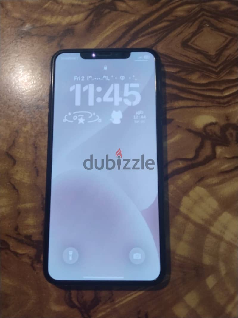 Apple - iPhone 11 Pro Max 1