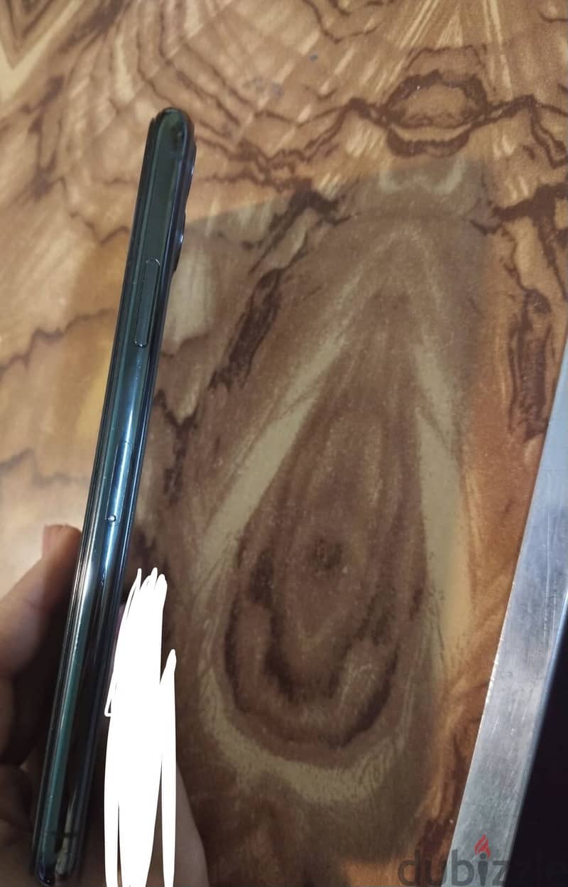 Apple - iPhone 11 Pro Max 4