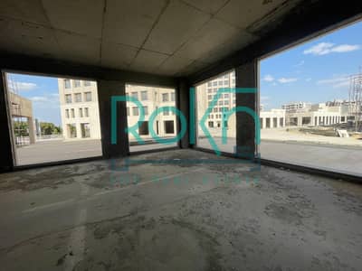 A 120 sqm pharmacy available for rent at Arkan 205, located on the 26th of July Axis—the main artery of Sheikh Zayed—and Al-Bustan Street. It enjoys a